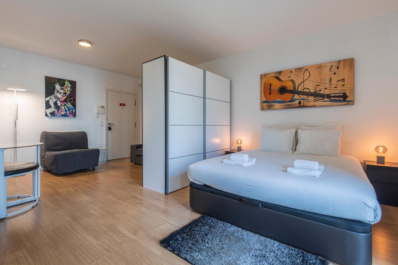 Bright & Comfy Flat In By Lovelystay Lejlighed Lisboa